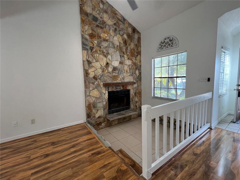 For Sale: $297,000 (2 beds, 2 baths, 1418 Square Feet)