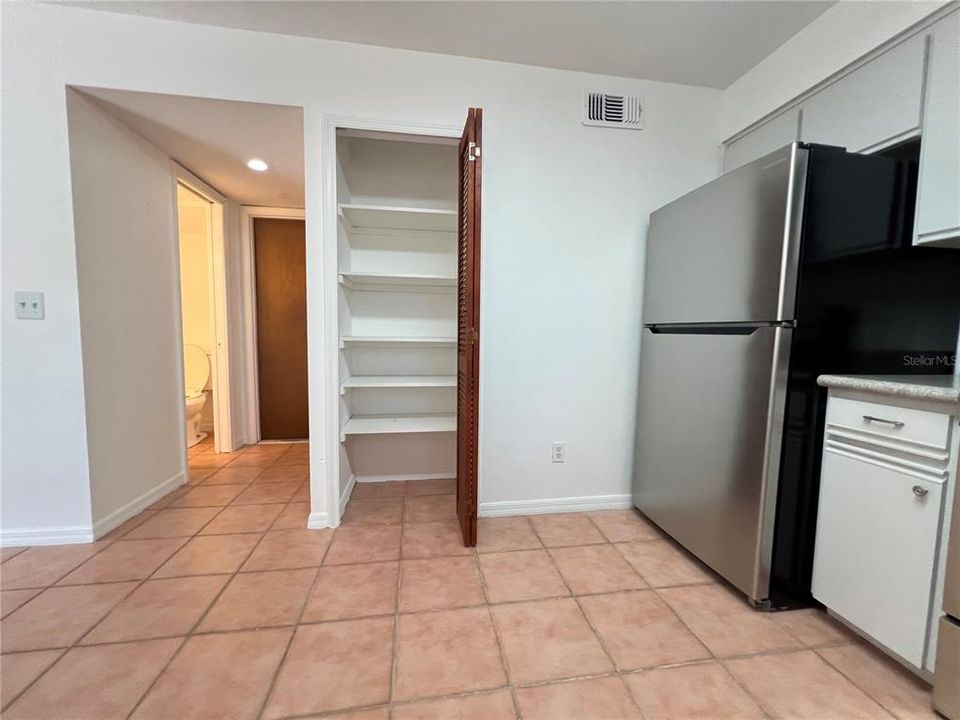 For Sale: $297,000 (2 beds, 2 baths, 1418 Square Feet)