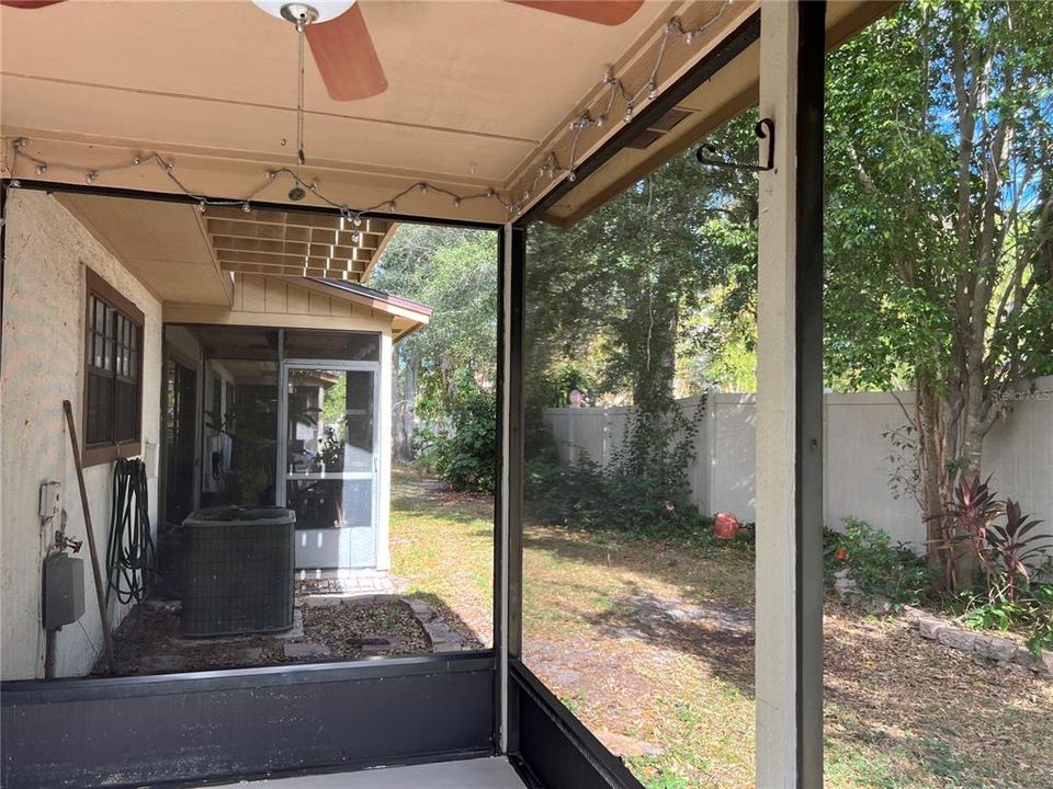 For Sale: $297,000 (2 beds, 2 baths, 1418 Square Feet)