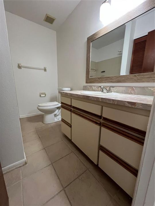 For Sale: $297,000 (2 beds, 2 baths, 1418 Square Feet)