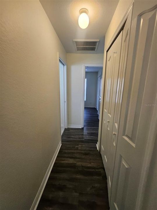 For Rent: $1,850 (3 beds, 2 baths, 1184 Square Feet)