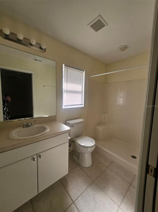 В аренду: $1,675 (3 спален, 2 ванн, 1184 Квадратных фут)