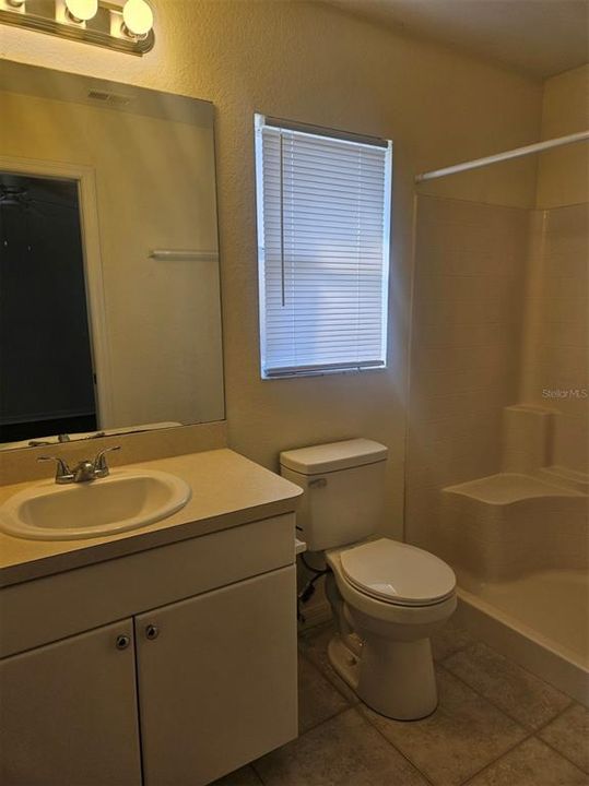В аренду: $1,675 (3 спален, 2 ванн, 1184 Квадратных фут)