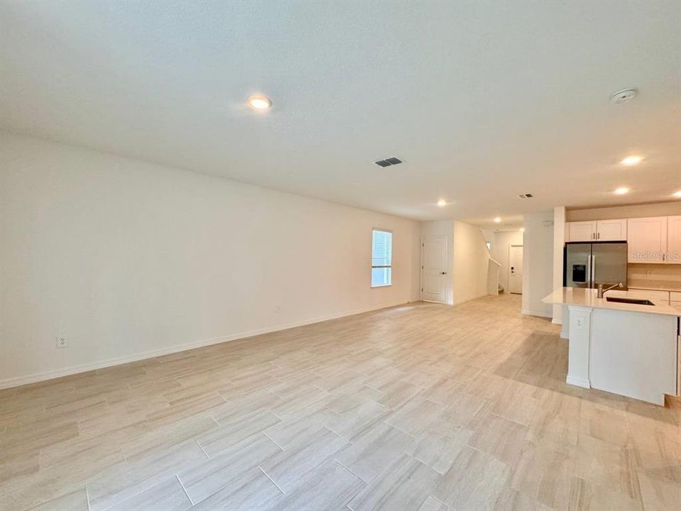 En Renta: $3,000 (6 camas, 3 baños, 2580 Pies cuadrados)