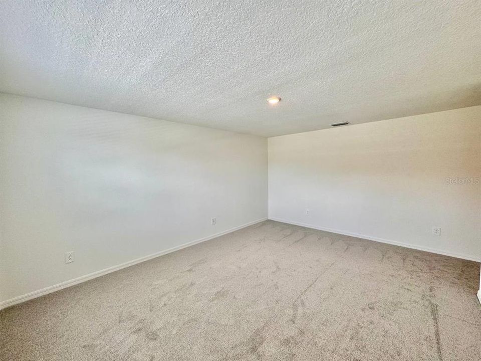 En Renta: $3,000 (6 camas, 3 baños, 2580 Pies cuadrados)