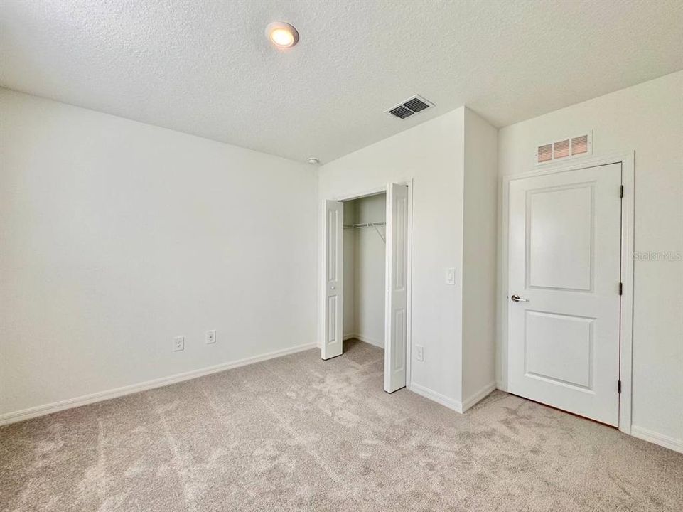 En Renta: $3,000 (6 camas, 3 baños, 2580 Pies cuadrados)