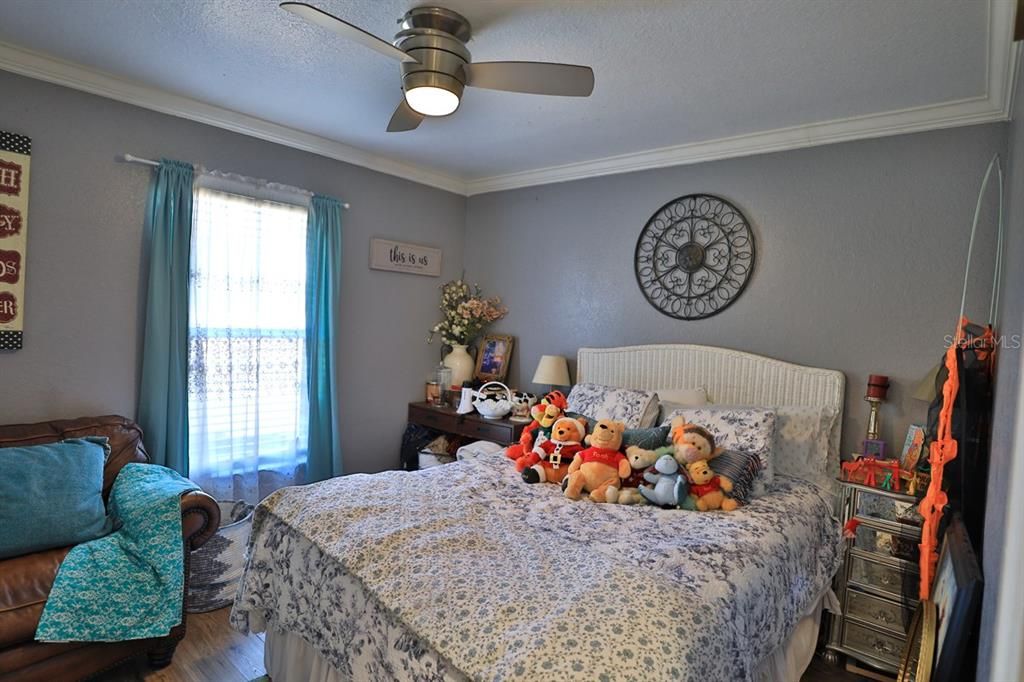 For Sale: $490,000 (4 beds, 3 baths, 1840 Square Feet)