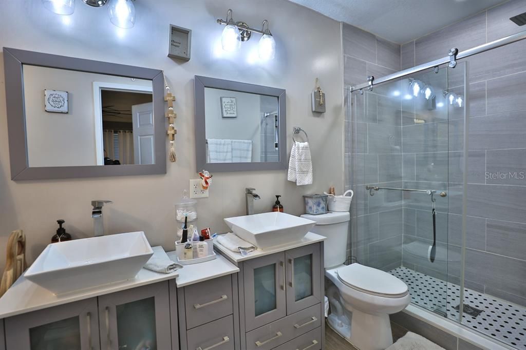 For Sale: $490,000 (4 beds, 3 baths, 1840 Square Feet)