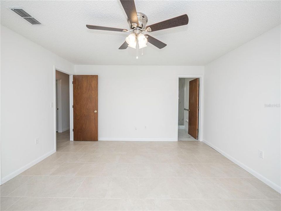 For Rent: $1,795 (3 beds, 2 baths, 1052 Square Feet)