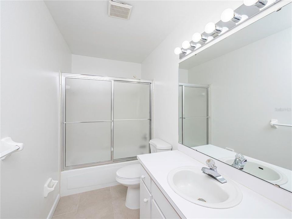 For Rent: $1,795 (3 beds, 2 baths, 1052 Square Feet)