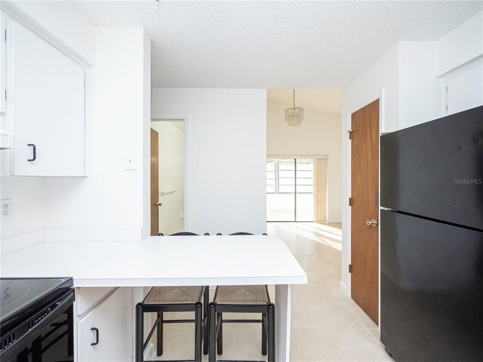 For Rent: $1,795 (3 beds, 2 baths, 1052 Square Feet)