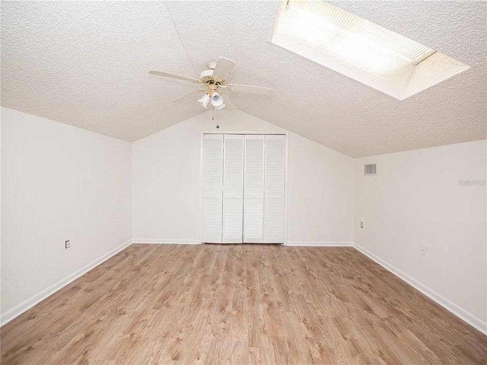 For Rent: $1,795 (3 beds, 2 baths, 1052 Square Feet)