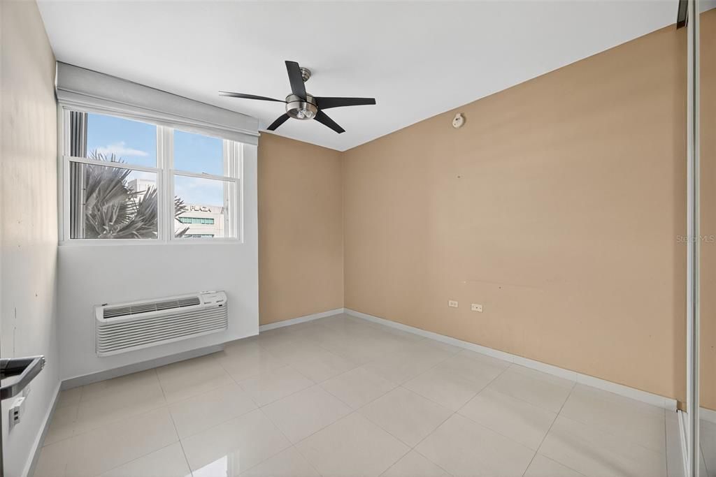 На продажу: $725,000 (3 спален, 2 ванн, 2194 Квадратных фут)