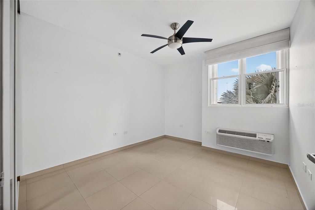 На продажу: $725,000 (3 спален, 2 ванн, 2194 Квадратных фут)