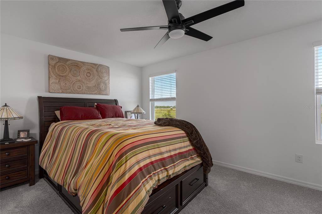 For Sale: $249,900 (2 beds, 2 baths, 1216 Square Feet)