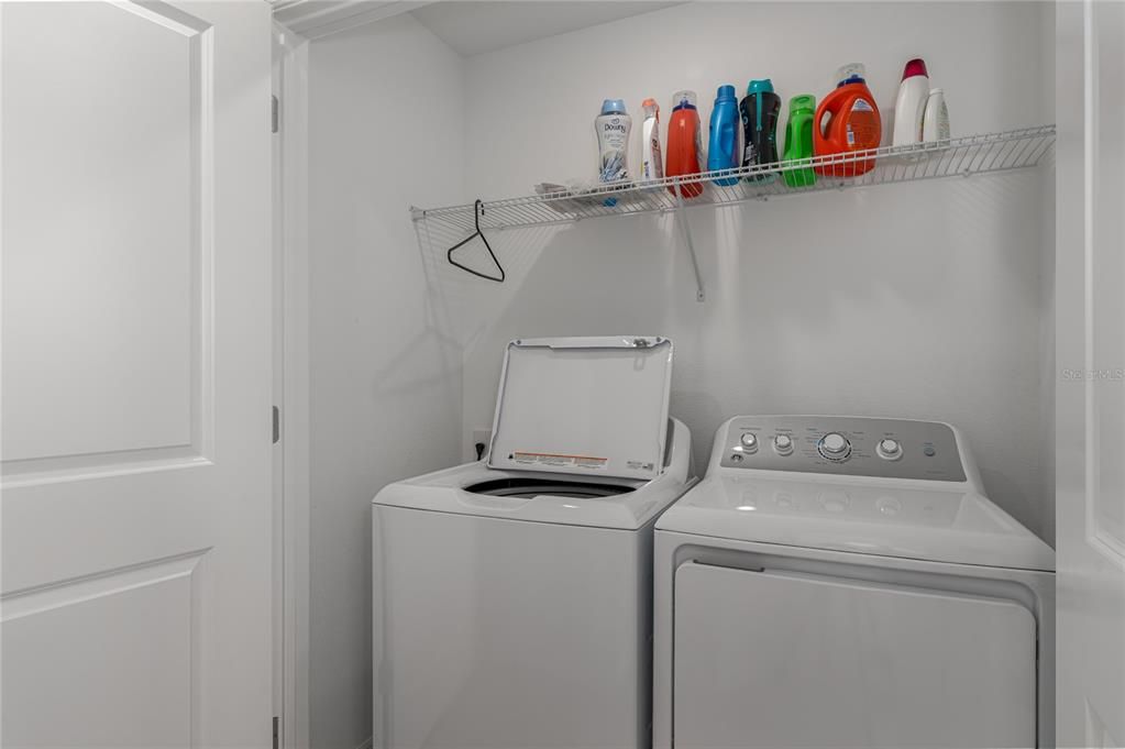 For Sale: $249,900 (2 beds, 2 baths, 1216 Square Feet)