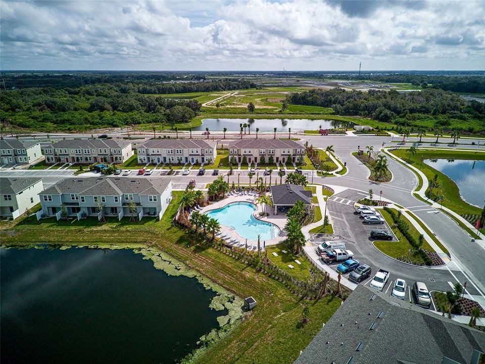 For Sale: $249,900 (2 beds, 2 baths, 1216 Square Feet)