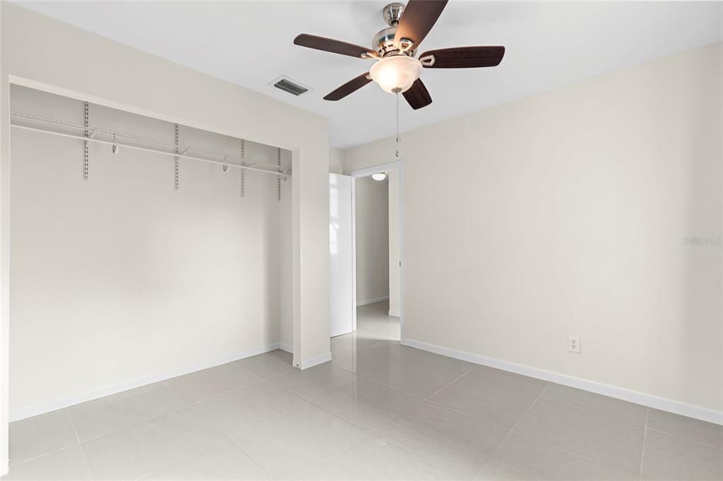 待售: $399,900 (4 贝兹, 2 浴室, 1461 平方英尺)