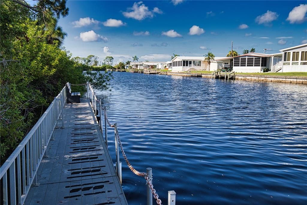 待售: $199,000 (2 贝兹, 2 浴室, 1373 平方英尺)