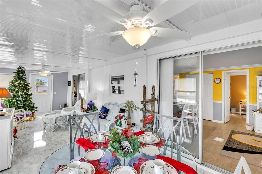 待售: $199,000 (2 贝兹, 2 浴室, 1373 平方英尺)