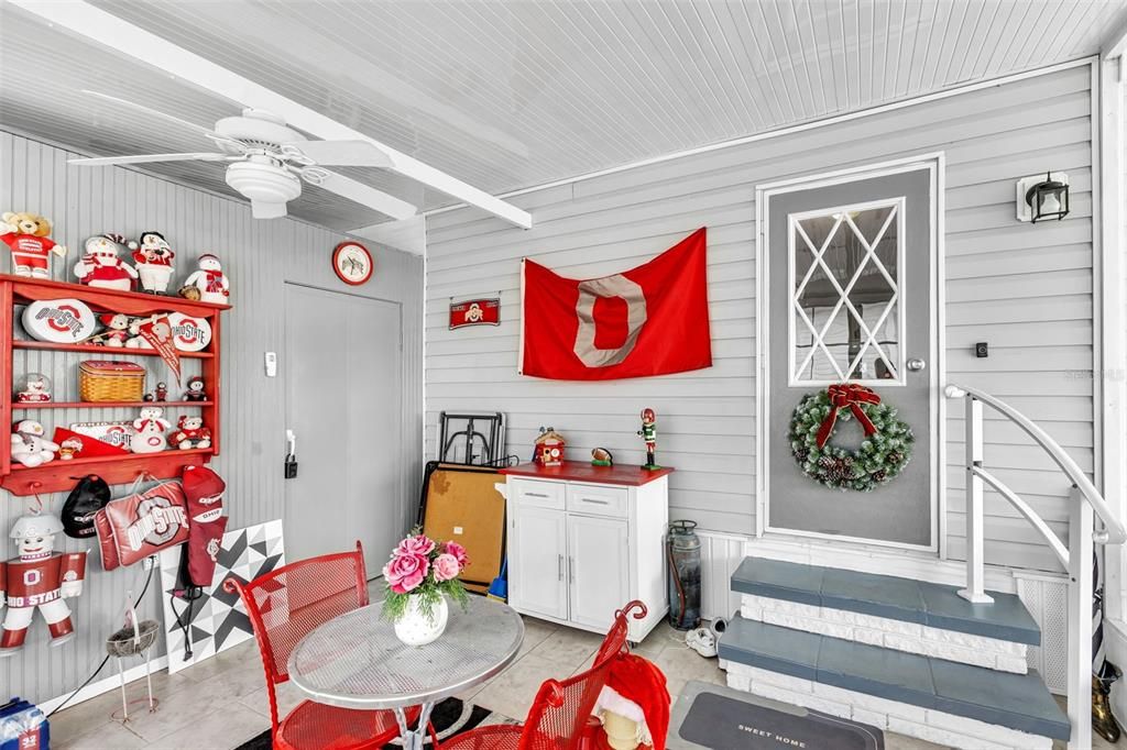 待售: $199,000 (2 贝兹, 2 浴室, 1373 平方英尺)