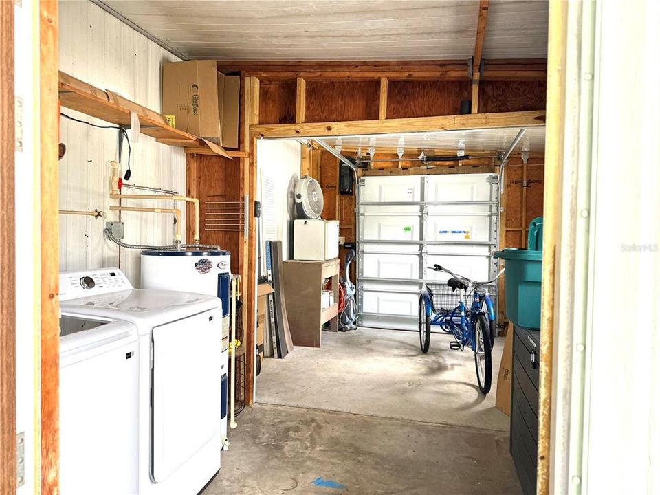 For Sale: $169,000 (2 beds, 2 baths, 1008 Square Feet)