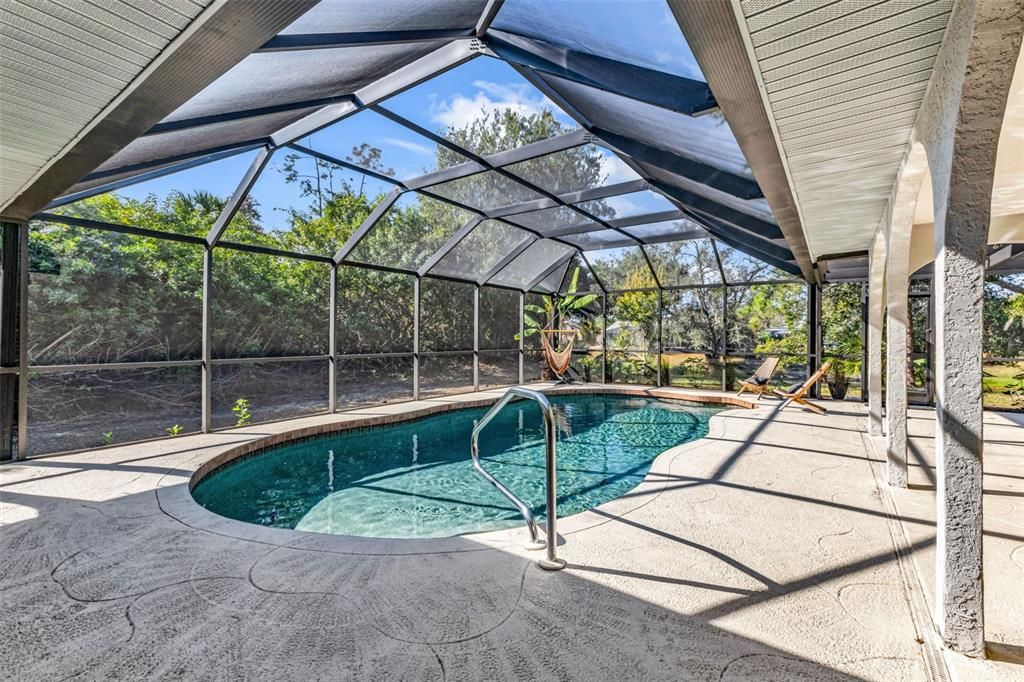 На продажу: $379,000 (3 спален, 2 ванн, 1588 Квадратных фут)