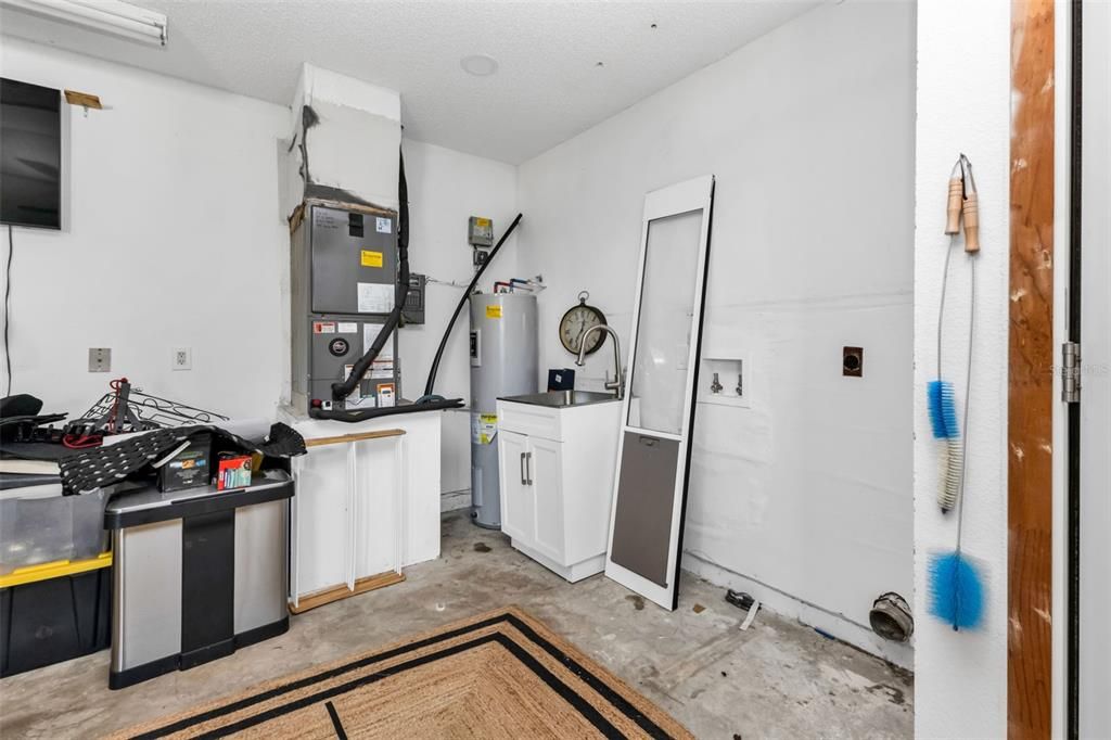 На продажу: $379,000 (3 спален, 2 ванн, 1588 Квадратных фут)