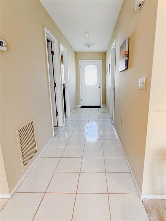 For Sale: $255,000 (2 beds, 2 baths, 1641 Square Feet)