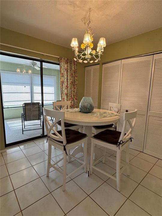 For Sale: $255,000 (2 beds, 2 baths, 1641 Square Feet)