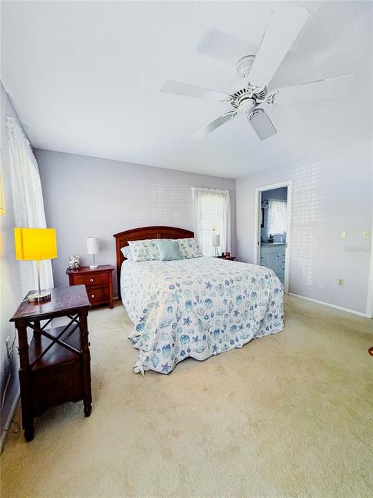 For Sale: $255,000 (2 beds, 2 baths, 1641 Square Feet)