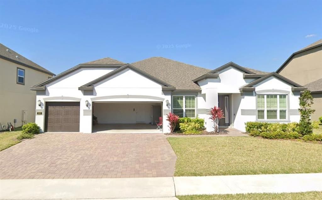 Vendido Recientemente: $595,000 (4 camas, 3 baños, 3027 Pies cuadrados)