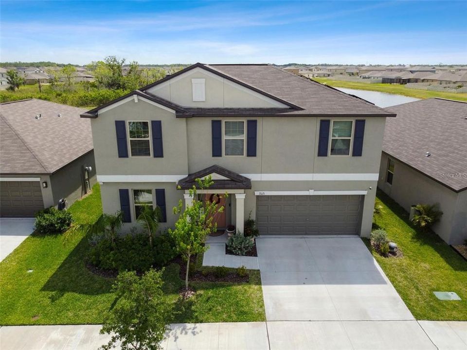 For Rent: $3,400 (5 beds, 2 baths, 2949 Square Feet)