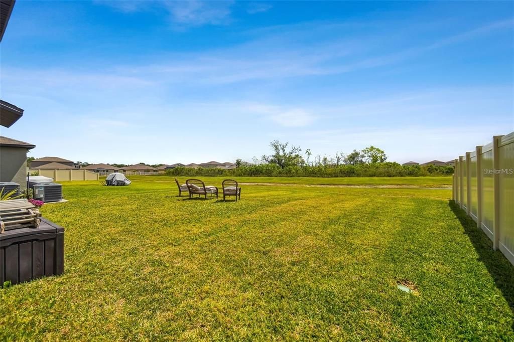 For Rent: $3,400 (5 beds, 2 baths, 2949 Square Feet)