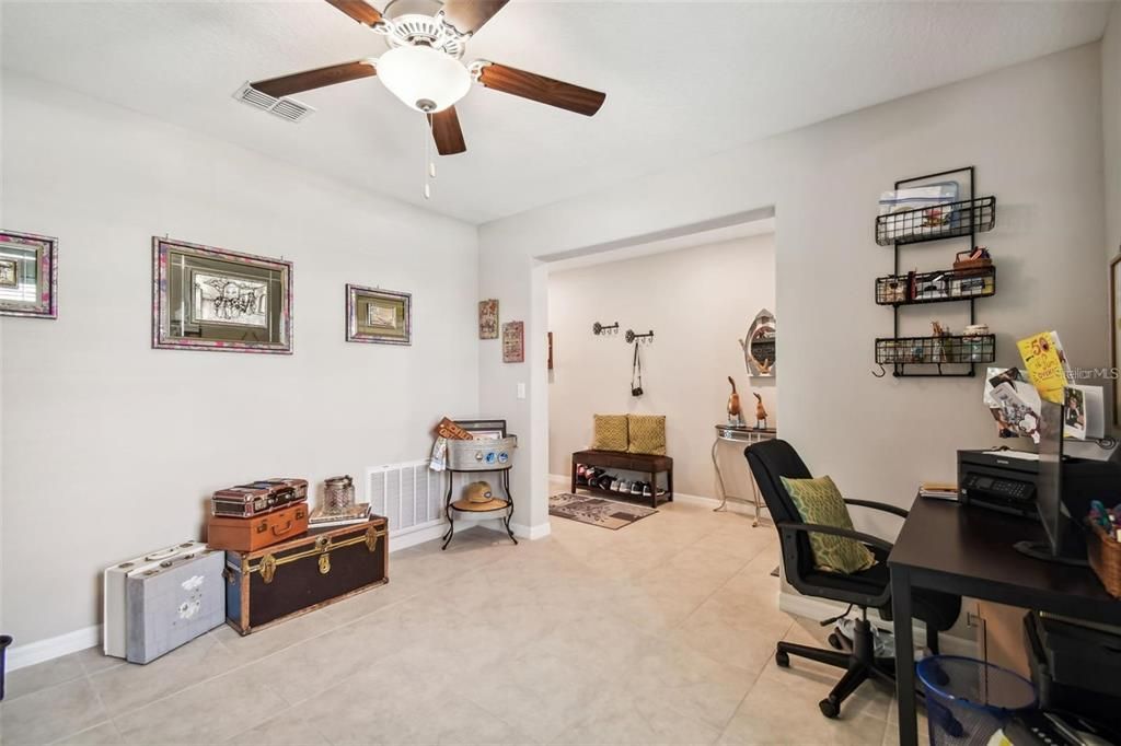 For Rent: $3,400 (5 beds, 2 baths, 2949 Square Feet)