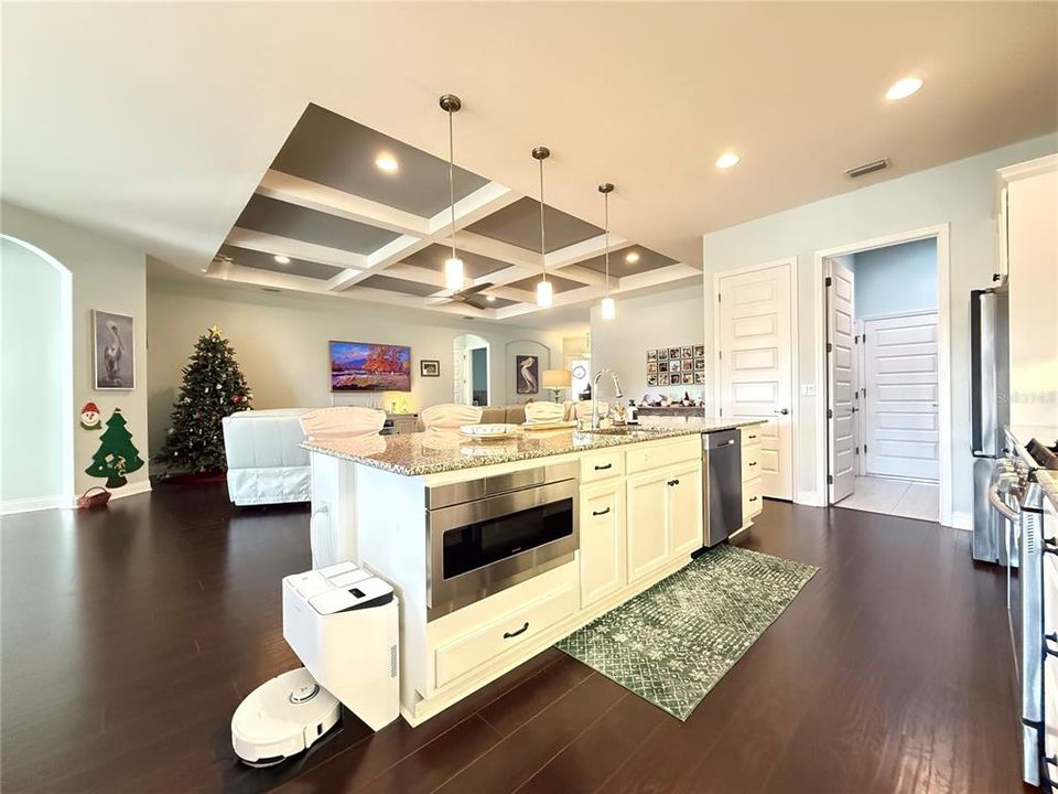 For Sale: $650,000 (3 beds, 2 baths, 2239 Square Feet)