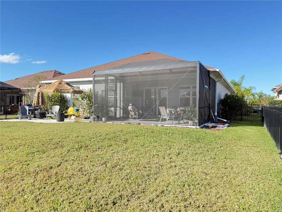 For Sale: $650,000 (3 beds, 2 baths, 2239 Square Feet)