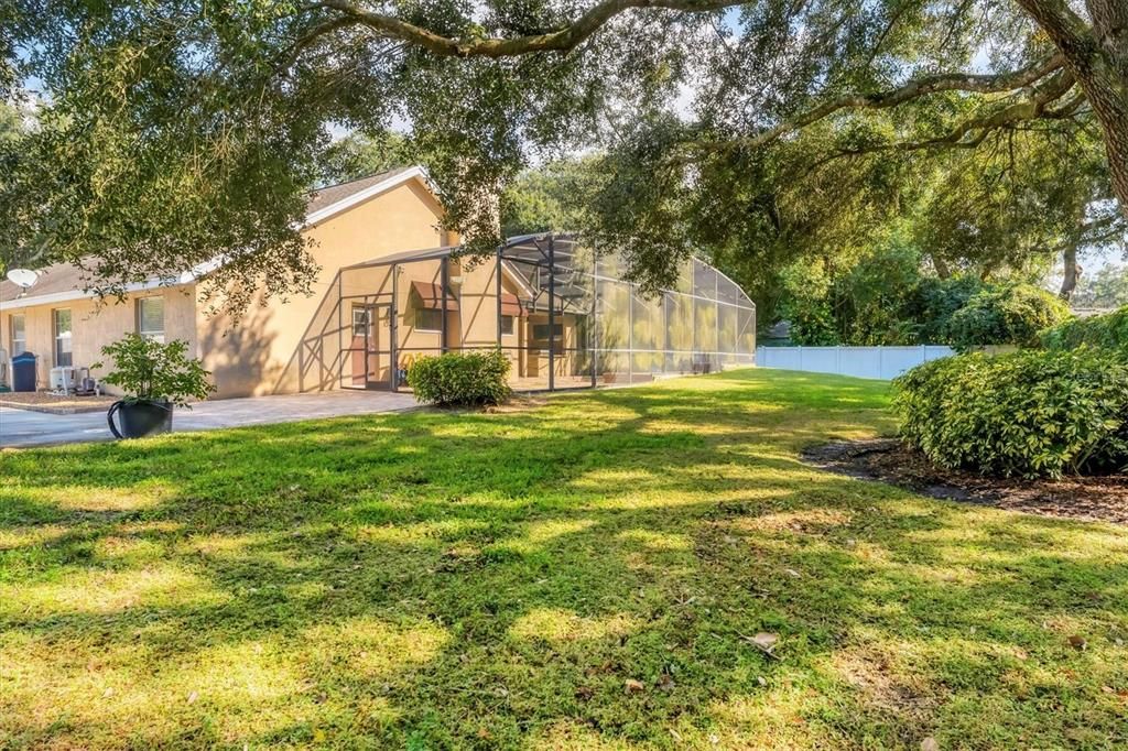 For Sale: $699,000 (4 beds, 2 baths, 2301 Square Feet)