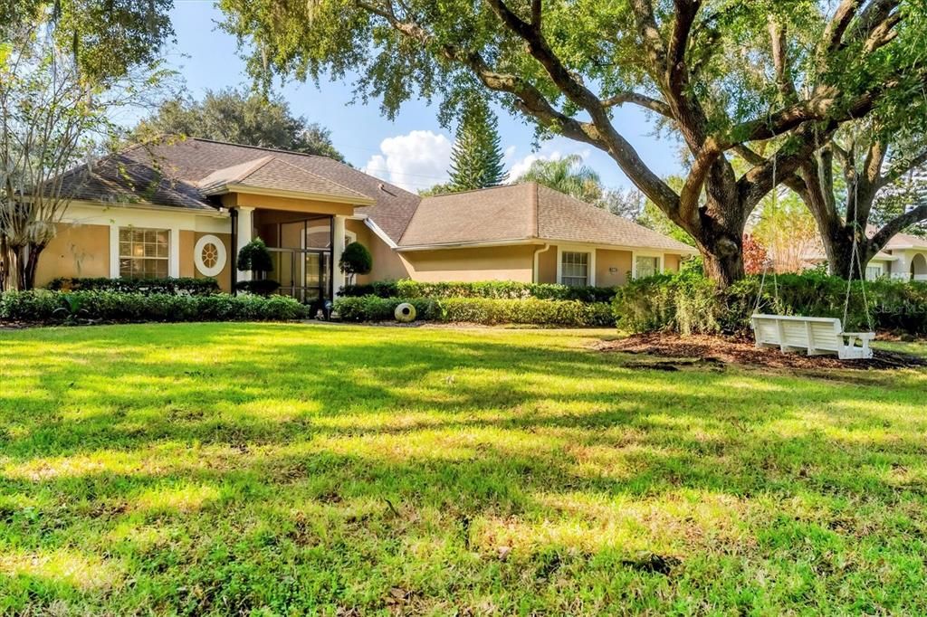 For Sale: $699,000 (4 beds, 2 baths, 2301 Square Feet)