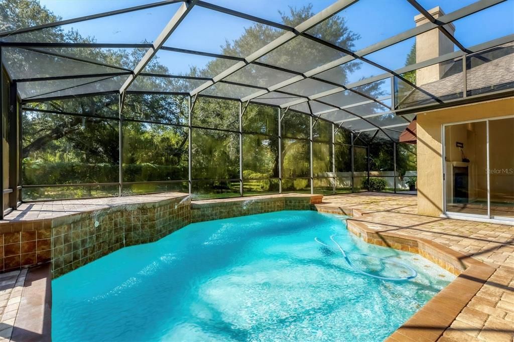 For Sale: $699,000 (4 beds, 2 baths, 2301 Square Feet)