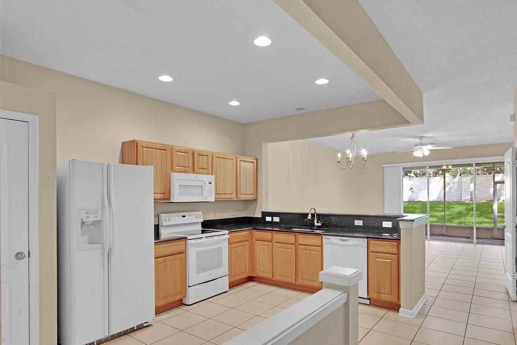 En Venta: $279,900 (3 camas, 2 baños, 1596 Pies cuadrados)