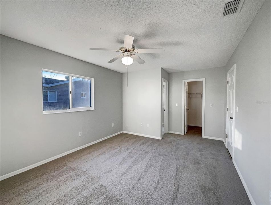 待售: $197,000 (2 贝兹, 2 浴室, 1008 平方英尺)