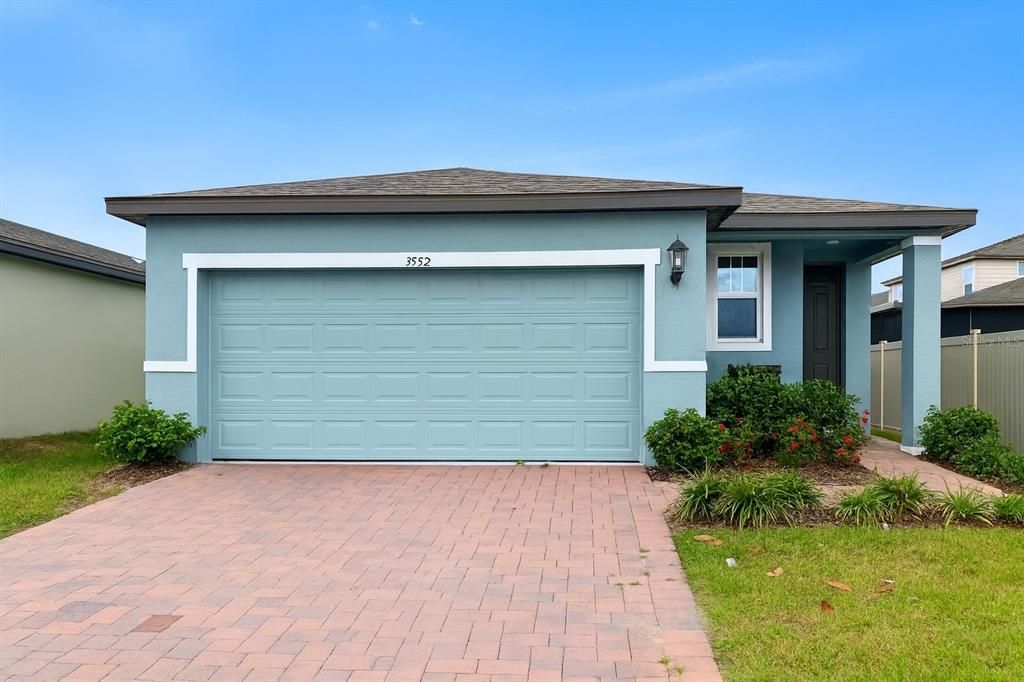 For Rent: $1,750 (3 beds, 2 baths, 1500 Square Feet)