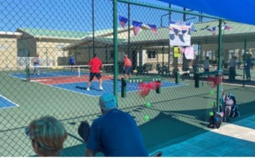 En Venta: $270,000 (2 camas, 2 baños, 1152 Pies cuadrados)