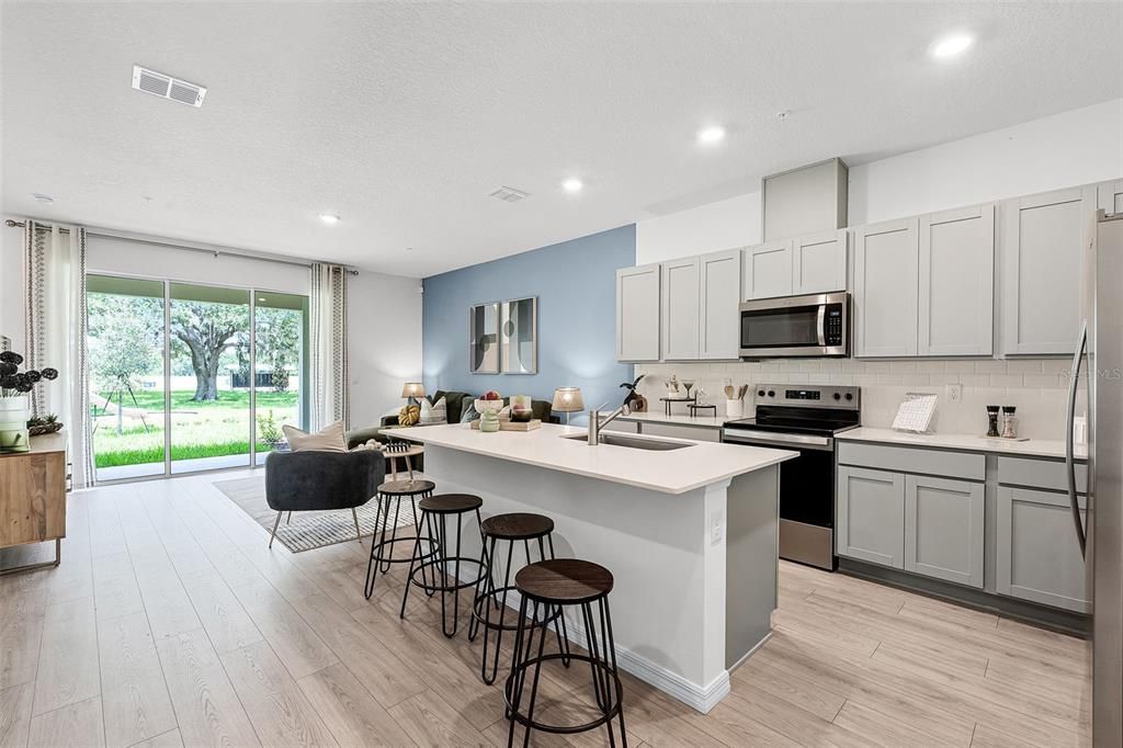 For Sale: $409,990 (3 beds, 2 baths, 1673 Square Feet)