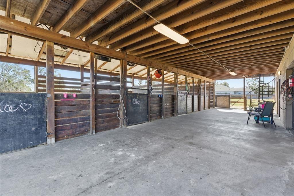 En Venta: $699,990 (3 camas, 2 baños, 1975 Pies cuadrados)