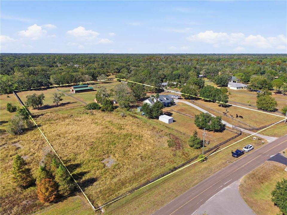 En Venta: $699,990 (3 camas, 2 baños, 1975 Pies cuadrados)