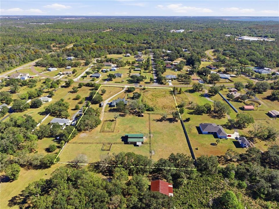 En Venta: $699,990 (3 camas, 2 baños, 1975 Pies cuadrados)