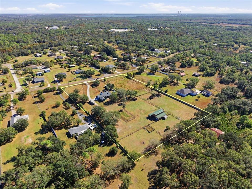 En Venta: $699,990 (3 camas, 2 baños, 1975 Pies cuadrados)