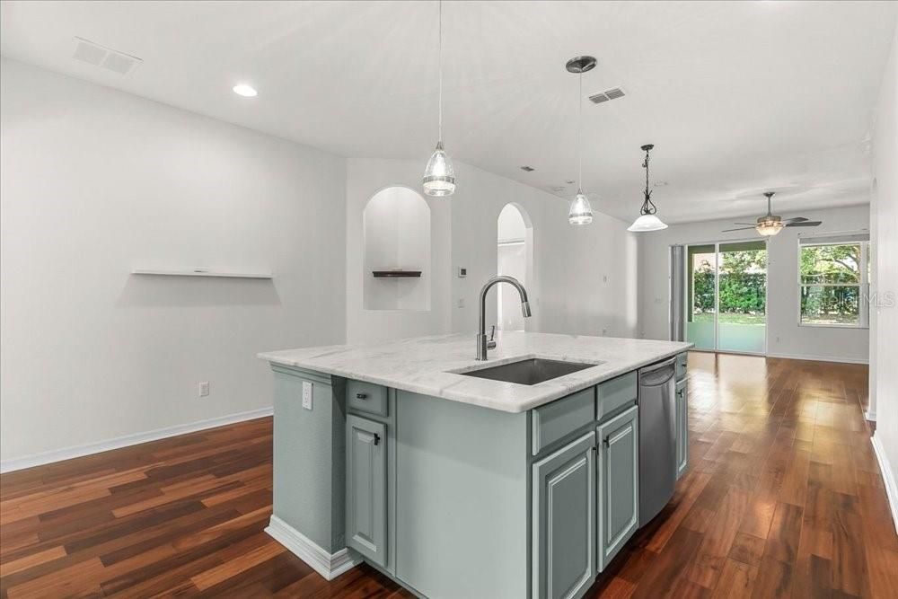 For Sale: $565,000 (3 beds, 2 baths, 2210 Square Feet)